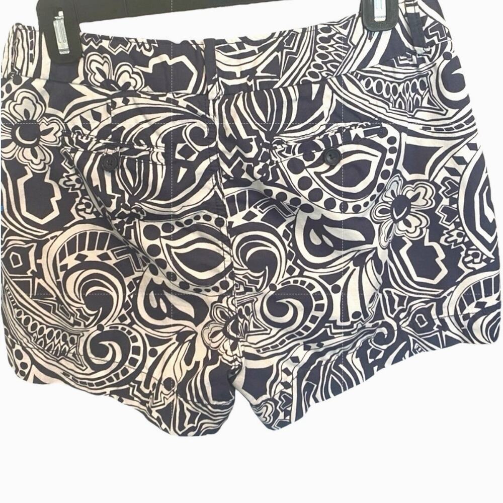 Banana Republic Martin Fit Graphic‎ Print Shorts